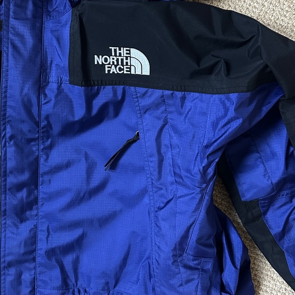 The North Face Men’s Small Gore-Tex Waterproof Rain Jacket |Shell Windbreaker - Picture 5 of 6